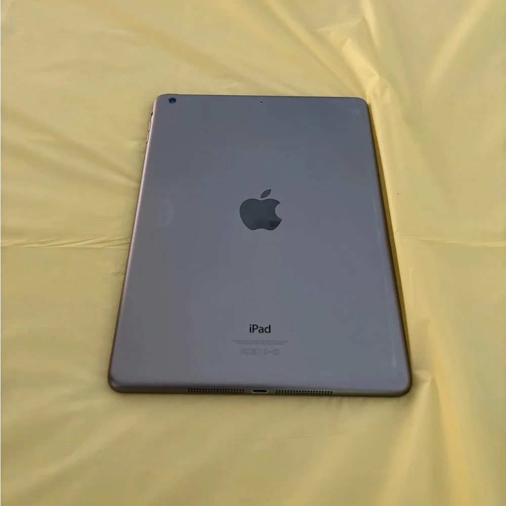 Apple iPad Air